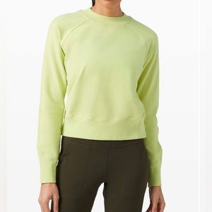 Lululemon Ready to Roll Crew